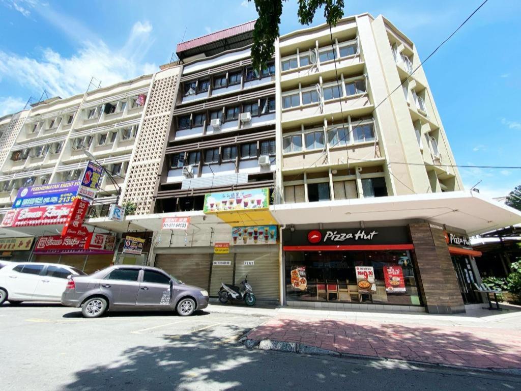 Oyo 89398 Doorbellz Hotel Kota Kinabalu Ngoại thất bức ảnh