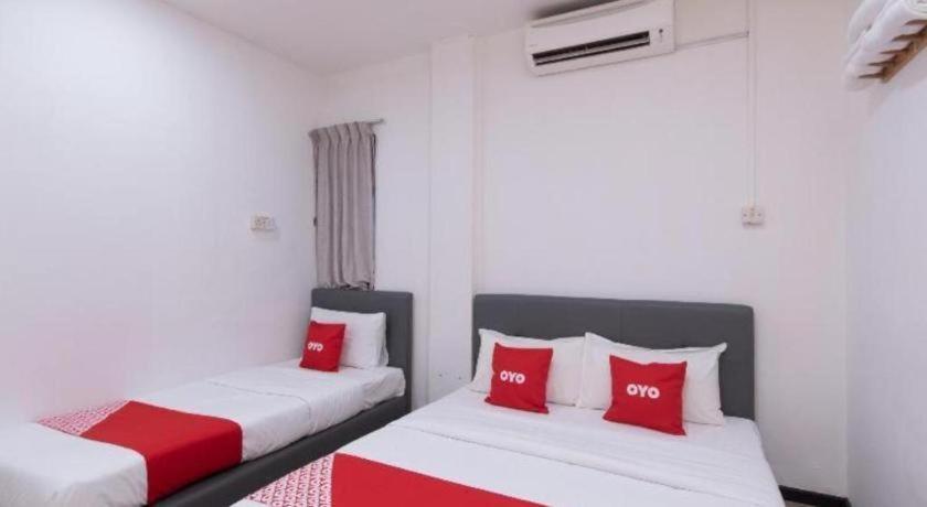 Oyo 89398 Doorbellz Hotel Kota Kinabalu Ngoại thất bức ảnh